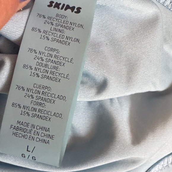 SKIMS Iris Blue Bikini Top Size Large - Picture 3 of 3